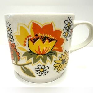 Vintage English Ceramic Mugs – Bold Retro Floral Pattern – Set of 2 – 3” × 3”